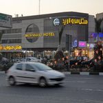 رستوران مروارید شعبه هفت تیر تهران
