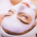 ماساژ و پاکسازی پوست آرامش (ویژه بانوان)