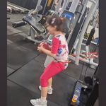 باشگاه ورزشی بانوان آرا