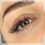 آکادمی تخصصی مژه نسترن مظاهری