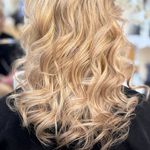 سالن زیبایی و آرایشگاه زنانه ملکه شادلی