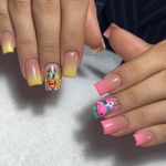 خدمات تخصصی کاشت و طراحى ناخن دان