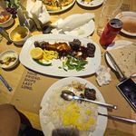 رستوران و تالار پذیرایی دا