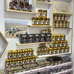 تولید و پخش عسل شاه طبع