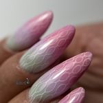 کاشت و ترمیم ناخن فاطمه