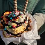 لبنیات و بستنی سادات