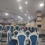 رستوران و بیرون بر پارسی