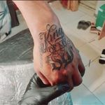 سالن تخصصی تاتو  (اجرا  و پاک کردن تاتو)