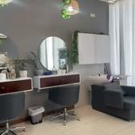 سالن زیبایی و آرایشگاه زنانه مانگ