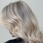 آرایشگاه و آموزشگاه زنانه (مون بيوتی)