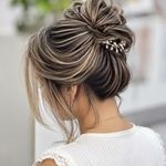 سالن زیبایی الی ماه