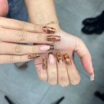 سالن زیبایی و سولاریوم (بانوان) مهیسا