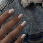 خدمات تخصصی ناخن نگین