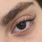 خدمات تخصصی اکستنشن مژه و لیفت