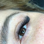 کاشت  مژه مریم معصومی