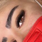 مرکز کاشت مژه شقایق مهدوی