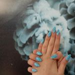 خدمات تخصصی ناخن آیدا