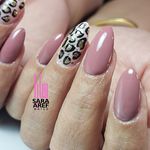 خدمات آموزش و کاشت ناخن سارا
