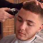 آرایشگاه مردانه باربرمن  (BARBERMAN)