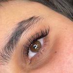 سالن تخصصی کاشت ناخن و مژه ثمینه حجازیان