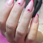 خدمات تخصصی ناخن و مژه اکرم نقی لو