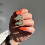 خدمات تخصصی کاشت ناخن سپیده طالبی