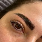خدمات اکستنشن و لیفت مژه اسپید