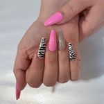 خدمات تخصصی ناخن