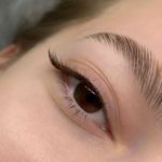 خدمات تخصصی اکستنشن مژه