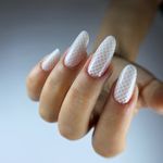 سالن تخصصی کاشت ناخن زهرا عبادی