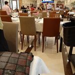 رستوران سنتی آقاجون