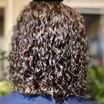 سالن زیبایی و میکاپ عروس پریا