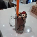 بستنی قصر یخ