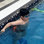آموزش شنا کودکان دختر و پسر نگین بشیریان