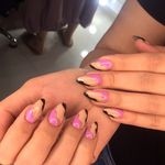 سالن تخصصی کاشت ناخن دنیا