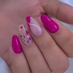 خدمات ناخن پنجه طلا