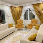 پرده سرای مجلل لاریس (LARIS)