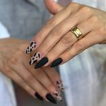 مرکز تخصصی کاشت ناخن و مژه لونا