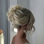 آرایشگاه و آموزشگاه زنانه (مون بيوتی)