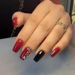 کاشت و ترمیم ناخن فاطمه