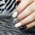 کاشت و ترمیم ناخن فاطمه