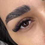 سالن تخصصی ناخن ومژه سیمین حبیبی(آموزش)