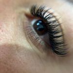 آرایشگاه زنانه عاطی بیوتی(آفر ناخن ورنگ)
