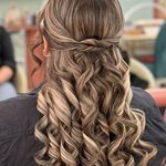 سالن زیبایی مَنسی