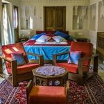 اقامتگاه سنتی خانه عامری ها کاشان