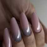 سالن تخصصی خدمات ناخن هانا صفری