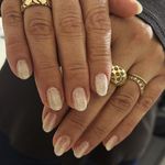 خدمات تخصصی کاشت ناخن آرمیتا