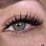 سالن زیبایی آیناز.راضیه محمدوند