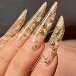 آموزشگاه آرایش ستاره نقره ای تجریش