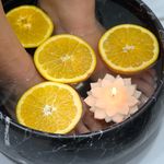 خدمات تخصصی ناخن و مژه آلما
